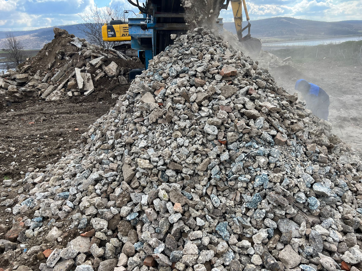 Servicii Concasare Beton foto 0