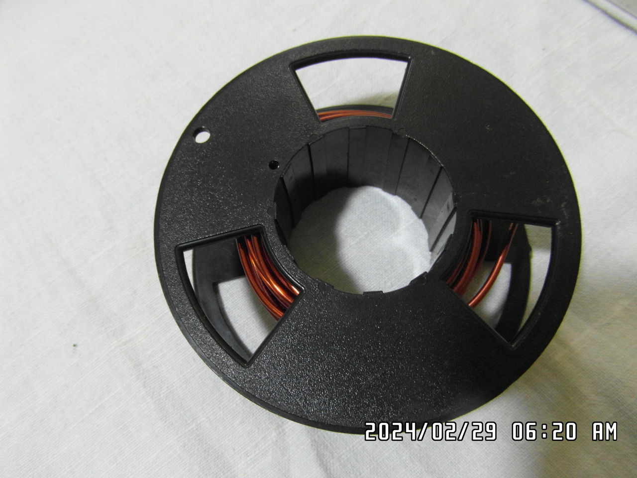 Куплю катушки от печатающего устройства, без ленты много!!!