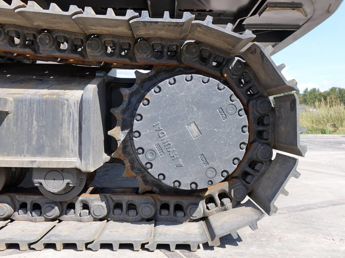 Excavator Hyundai 215l фото 3