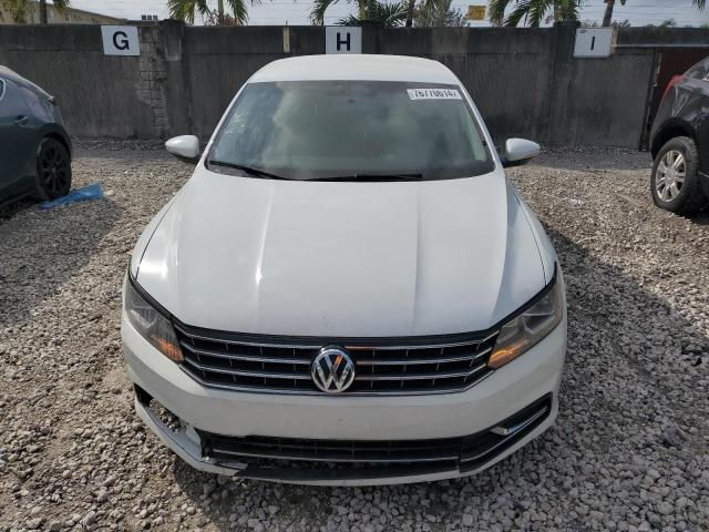 Volkswagen Passat foto 1