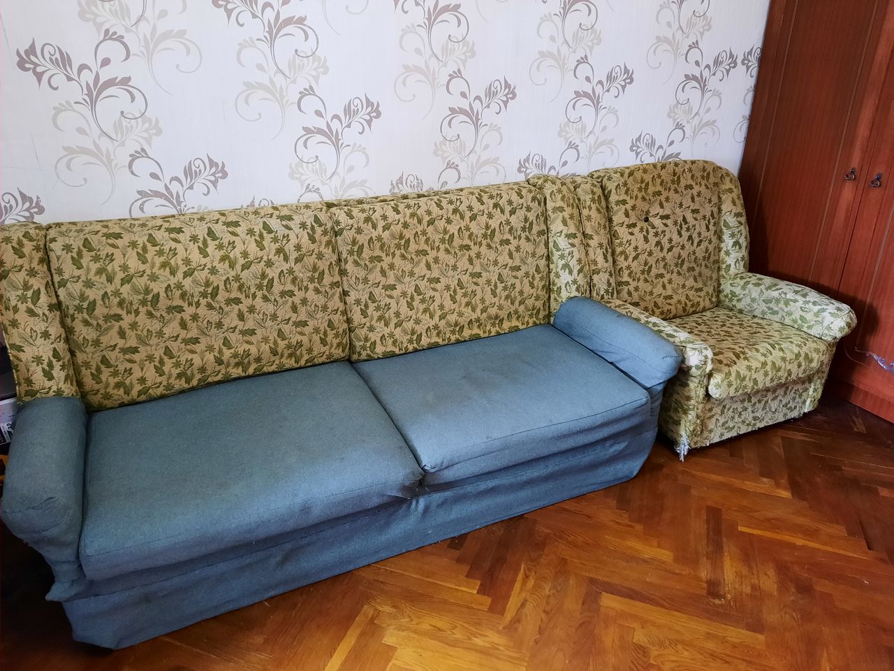 Диван+2 кресла б/у