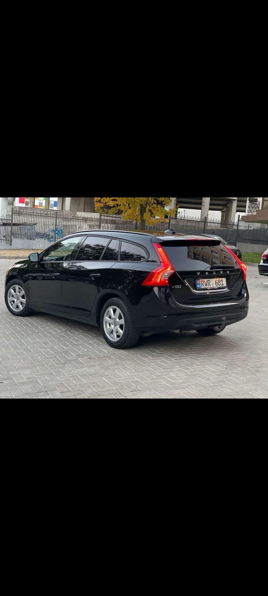 Volvo V60 foto 3