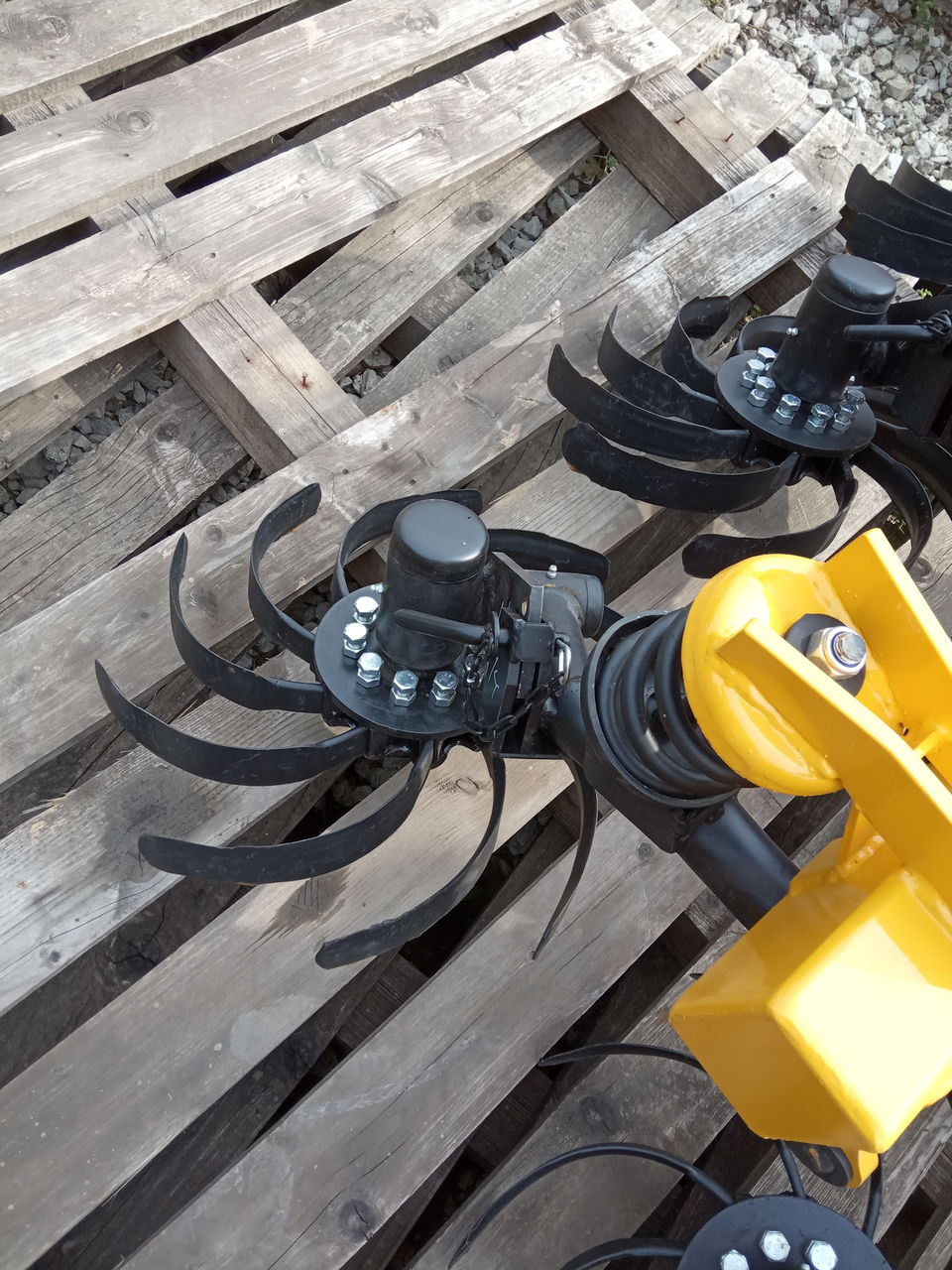 Freza rotativa vii si livezi foto 0