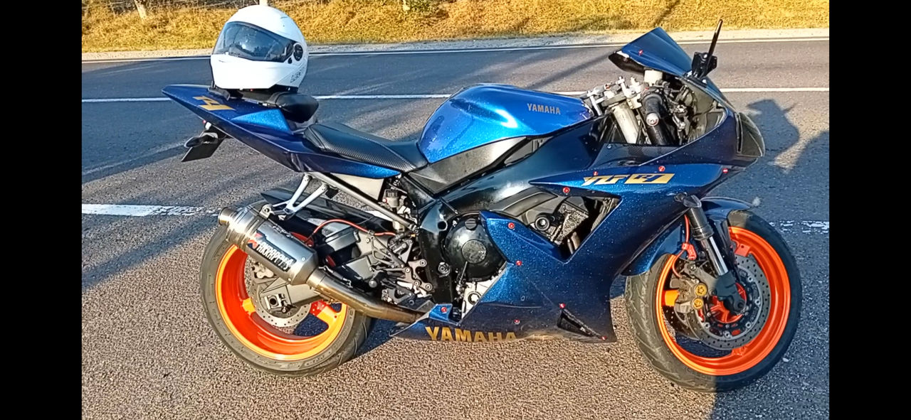 Yamaha YZF R1 an. 2002 cu rulaj 30000 km, 3000