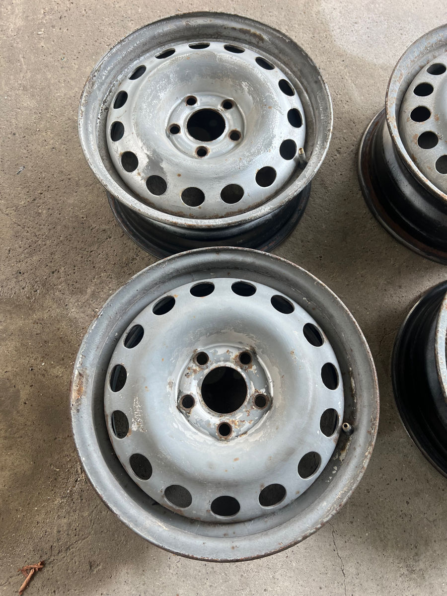 R15 5x108