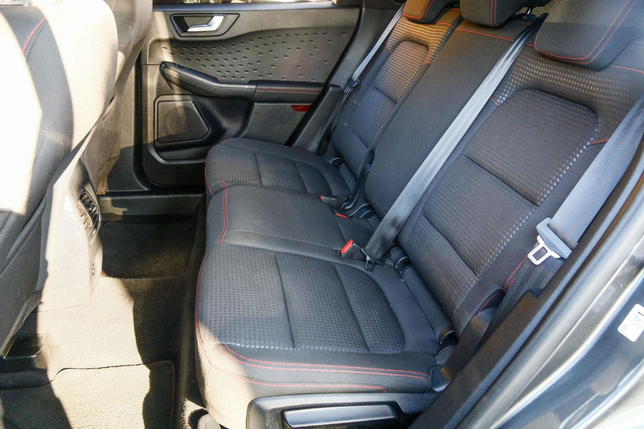 Ford Kuga фото 8