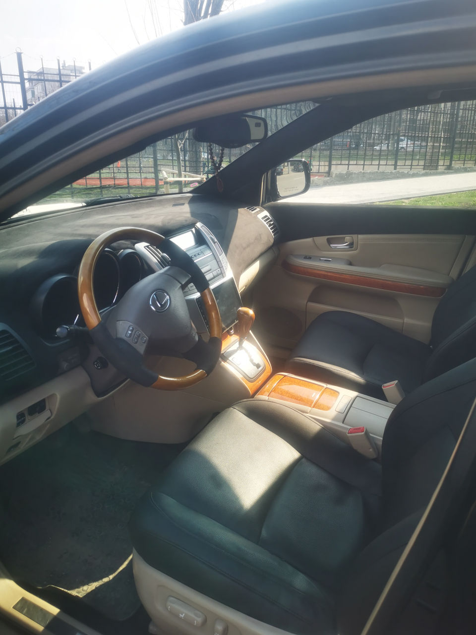 Lexus RX Series фото 5