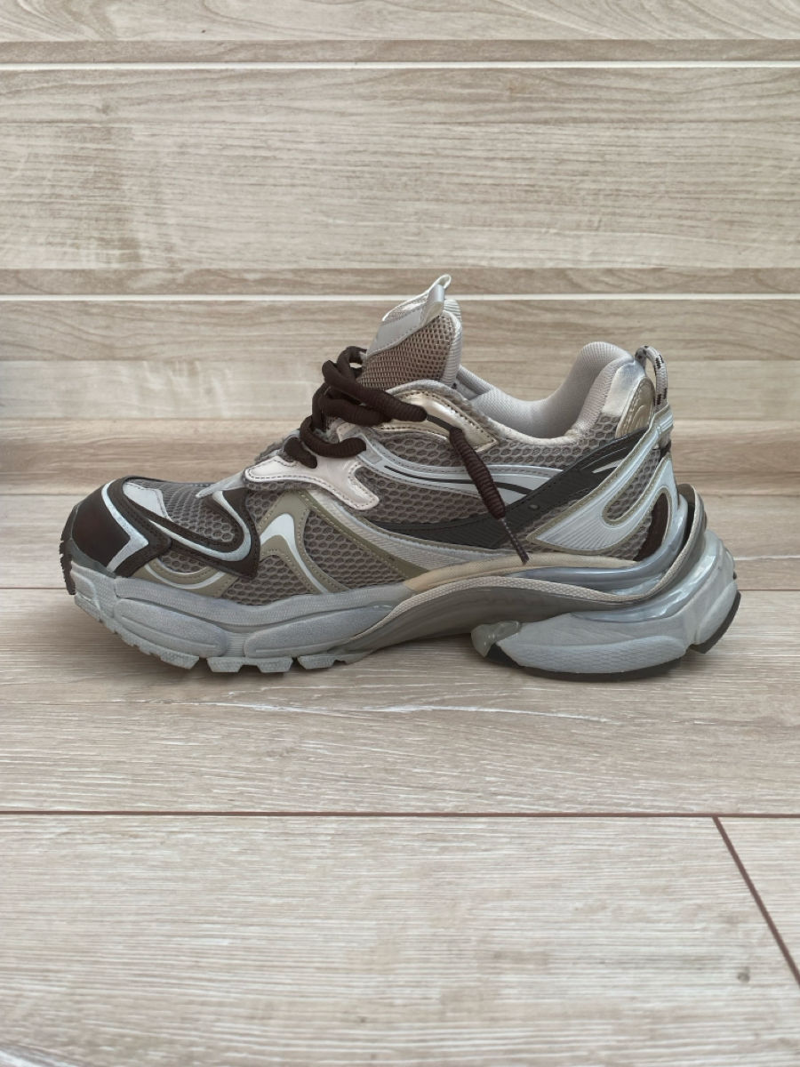 Balenciaga runner 2.0 foto 1
