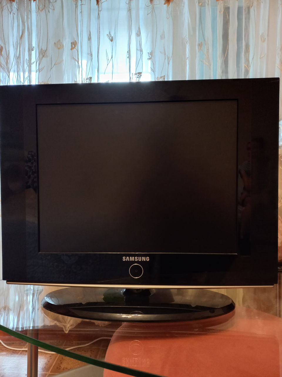 Идеальное состояние SAMSUNG LE20S81B