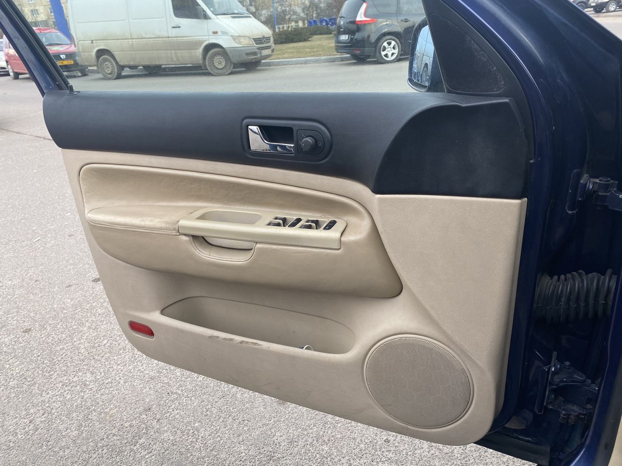 Dezmembrare vw golf 4, dezmembrez, vw golf4 , autorazborca,разборка голф 4 ,авторазборка голф 4 фото 2
