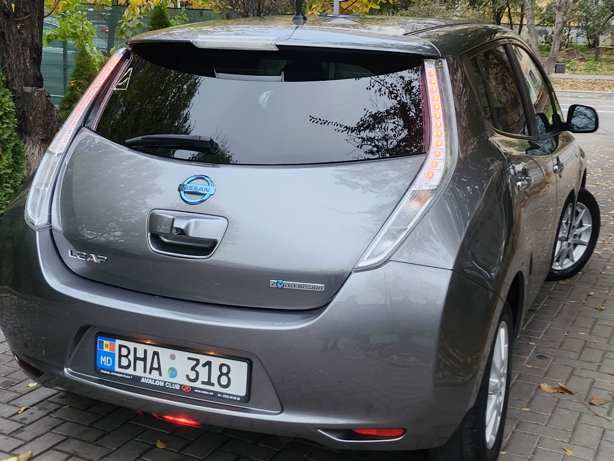 Nissan Leaf foto 18