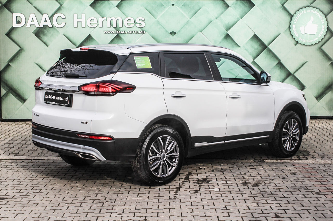 Geely Atlas Pro foto 1