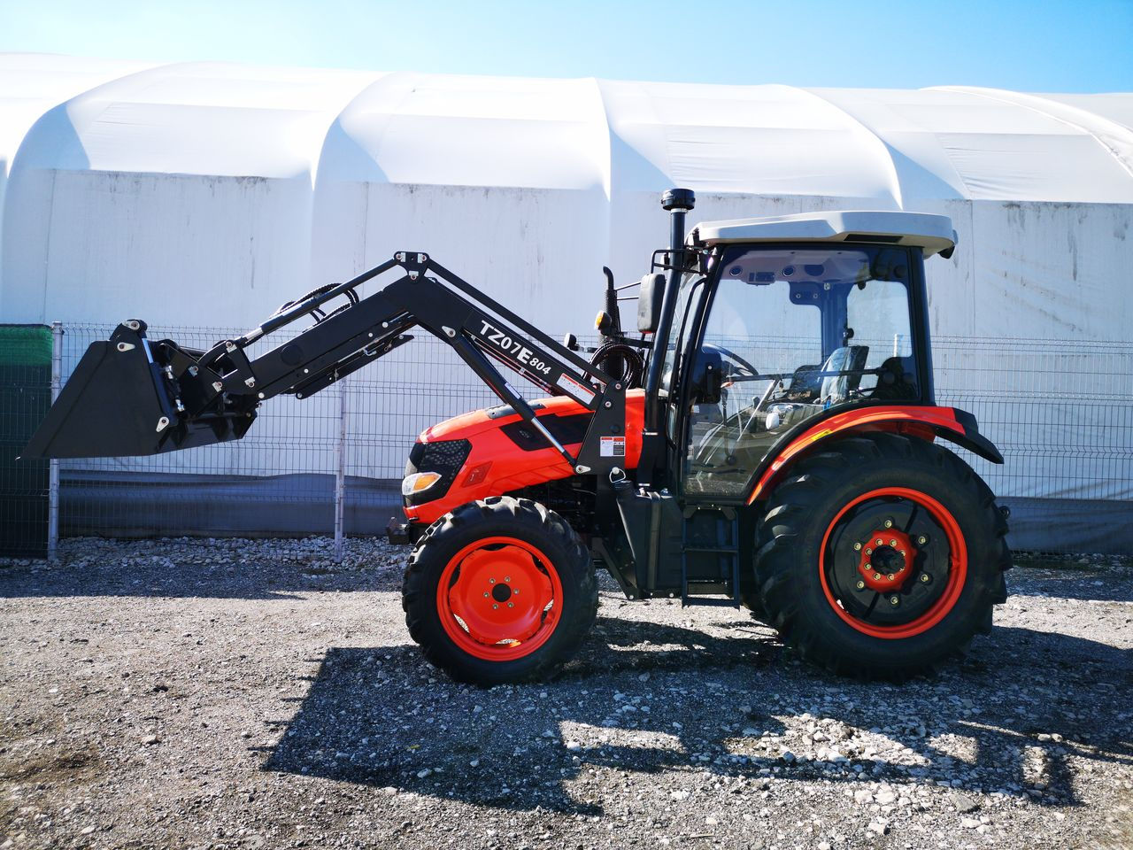 Tractor Agromax FL804C cu încărcător frontal (80 CP) foto 1