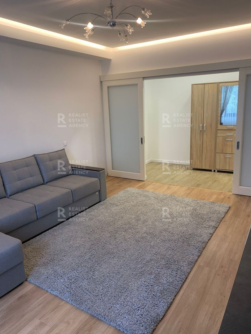 Apartament cu 2 camere, 60 m², Centru, Chișinău foto 0