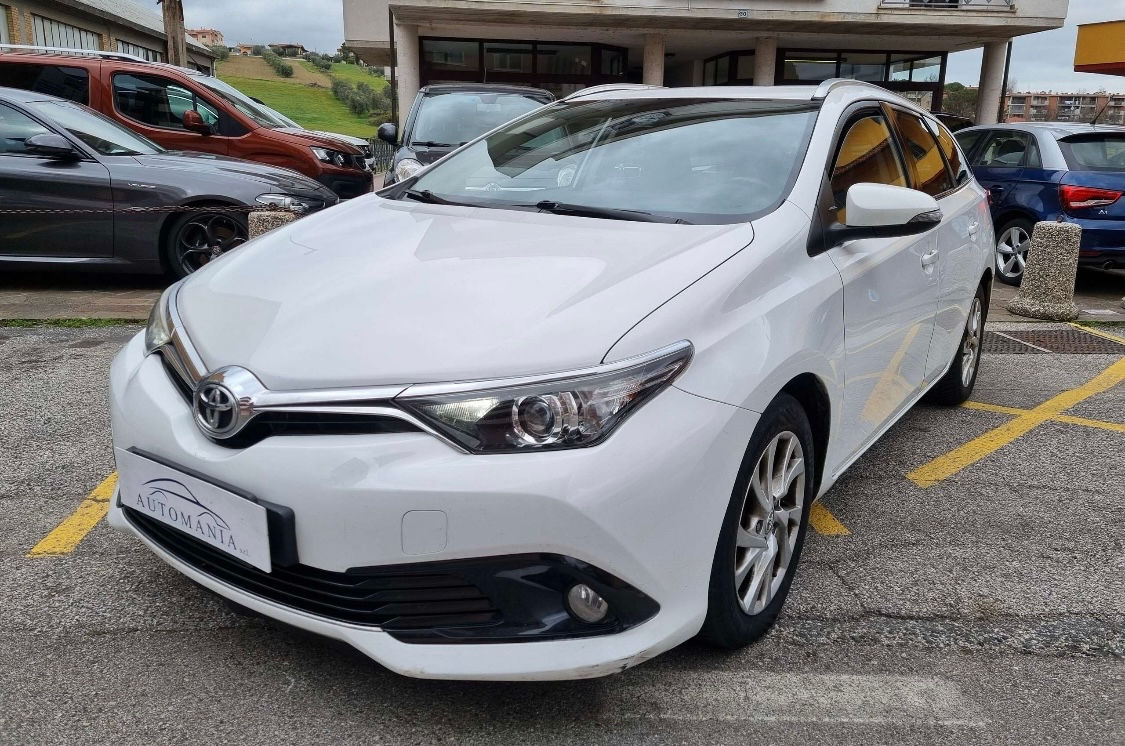 Toyota Auris foto 0