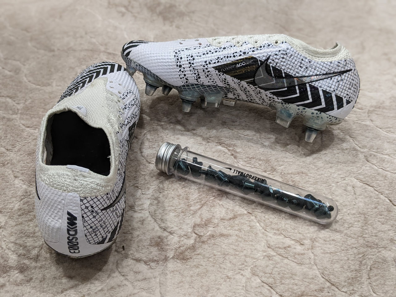 Nike Mercurial Vapor 13 Elite SG-PRO Anti-Clog Dream Speed 3 - White/Black (36.5 EU) foto 2