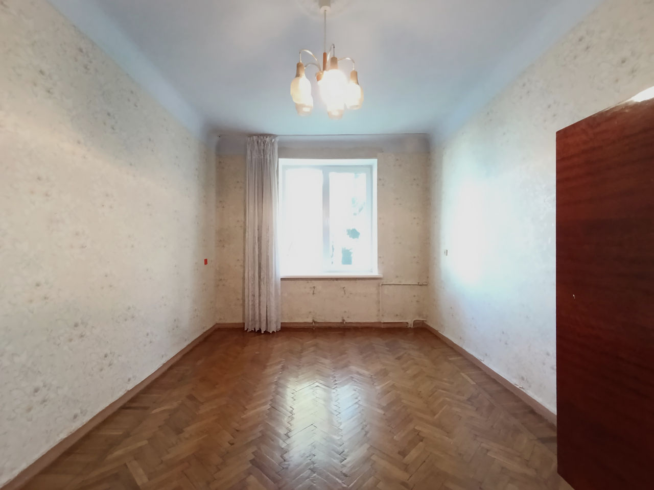 Apartament cu 3 camere, 80 m², Centru, Bălți foto 0