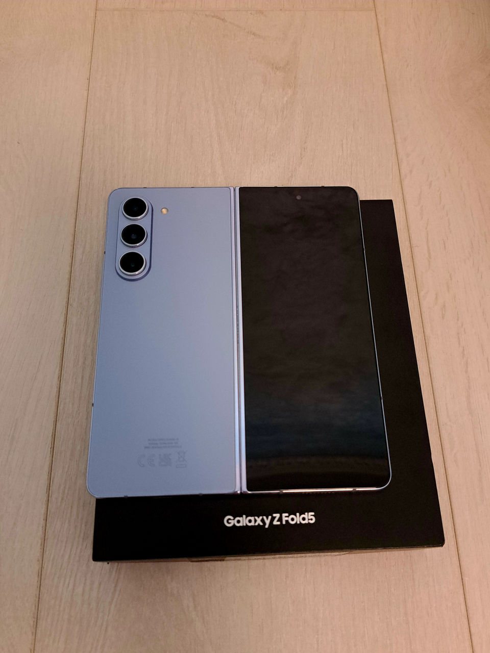 Samsung Galaxy Z Fold 5, 1Tb в коробке. foto 3