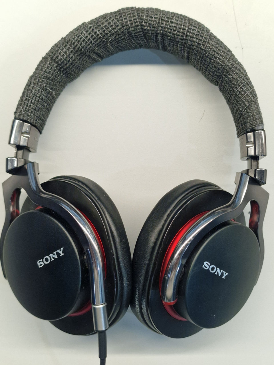 SONY MDR-1R premium audio