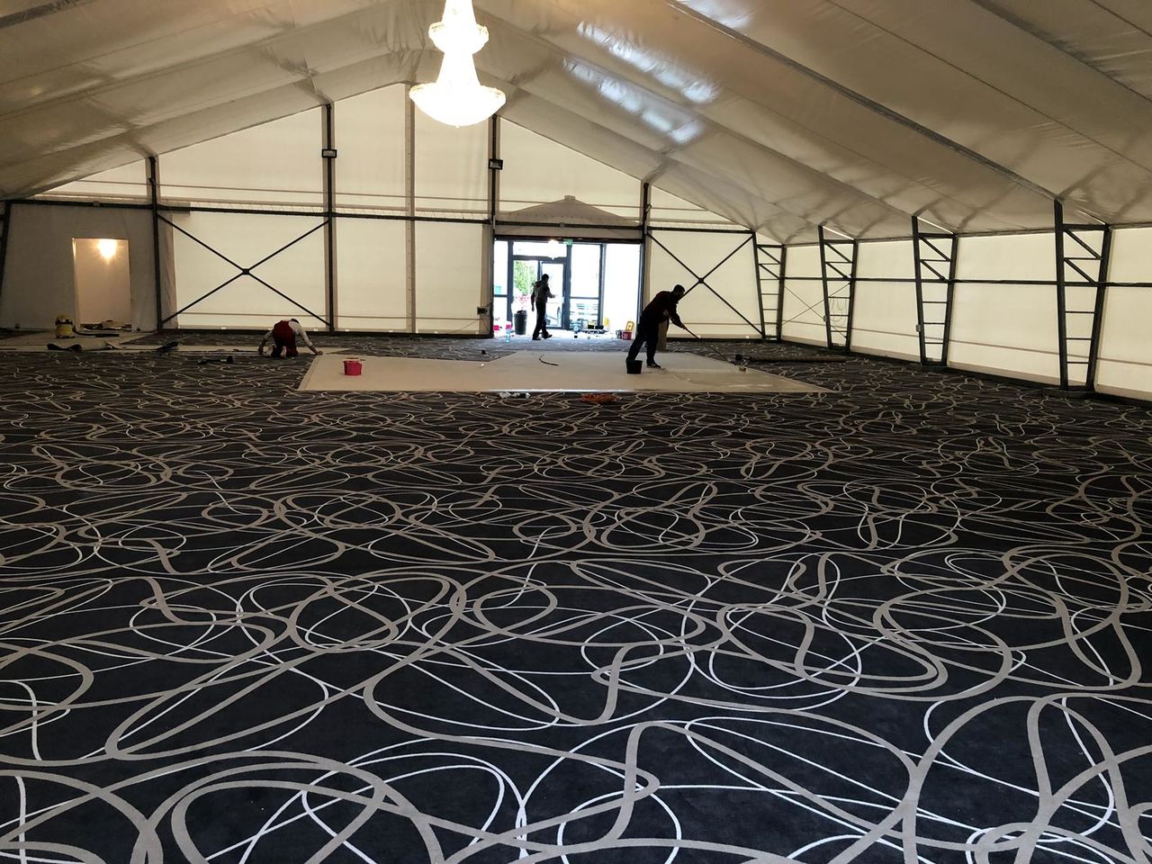 Montaj profesional podele...Linoleum Laminat Covrolin LVT Venil Parchet foto 1
