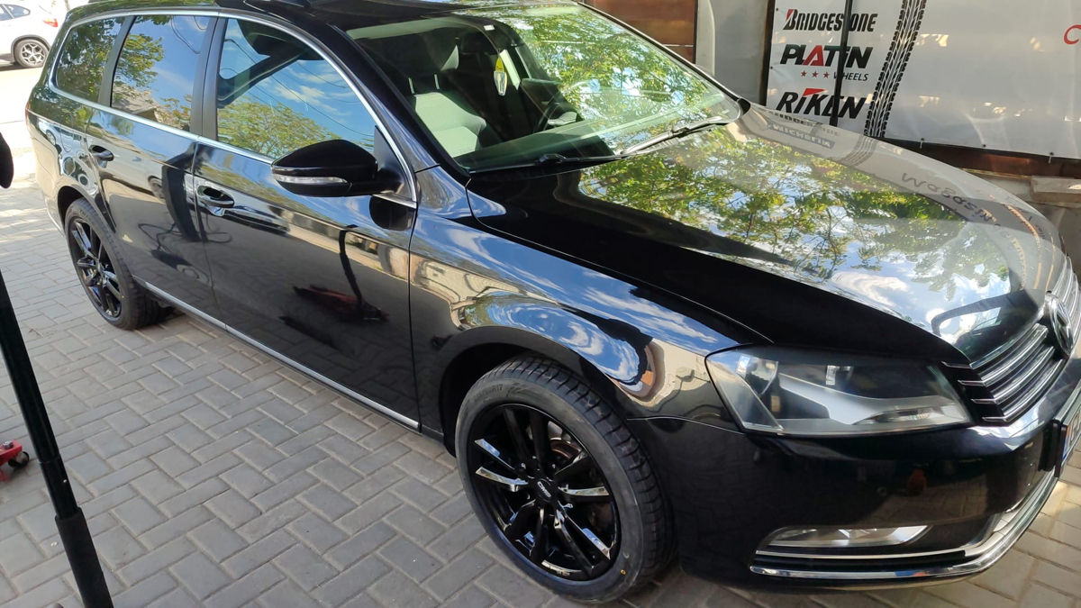 Volkswagen Passat foto 3