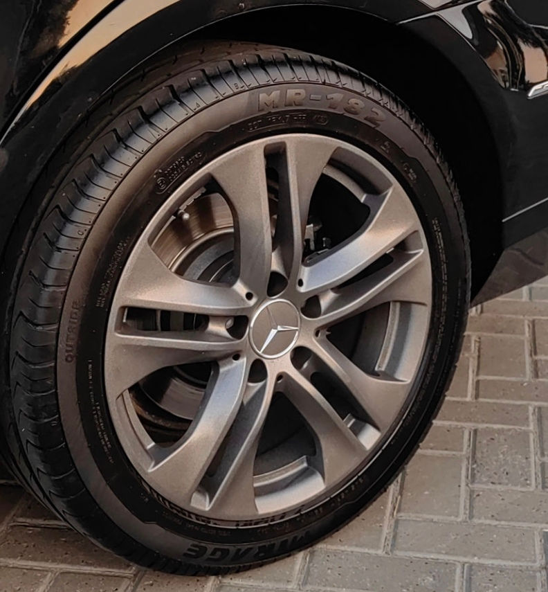 Mercedes E Class foto 8