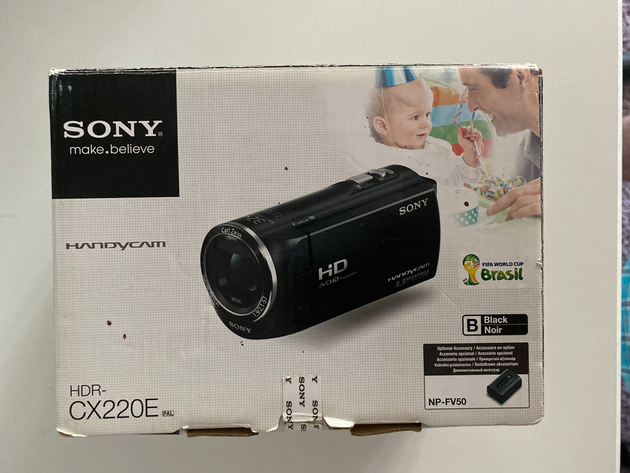 Новая  Full HD Sony HDR-cx220. Снимает Full HD progressive 50p. foto 0