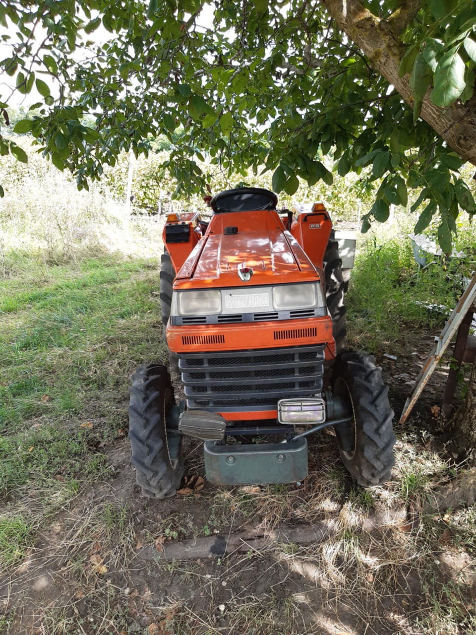 Tractor Kubota L-1, 235 foto 7