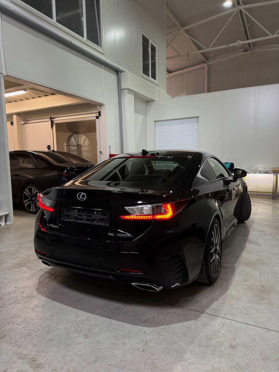 Lexus RC Series foto 1
