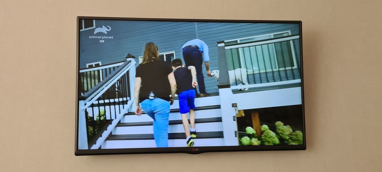 Urgent LG mare LED Smart 3D Youtube diagonala 108cm foto 8