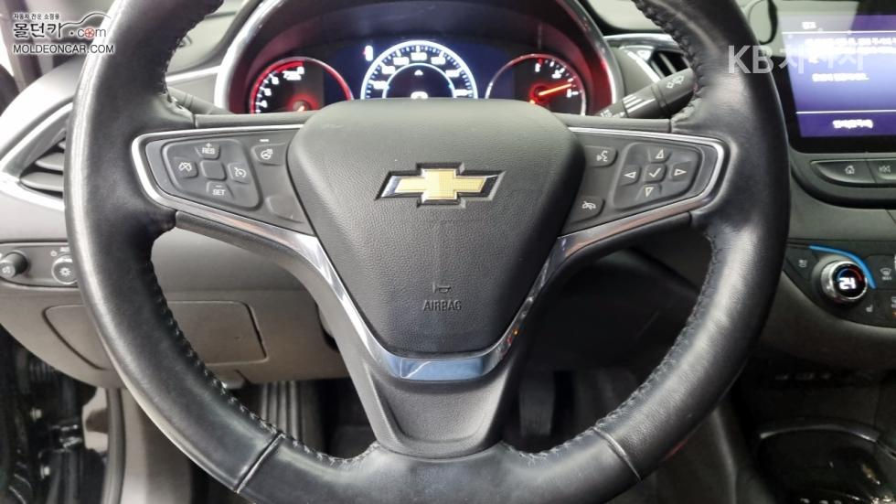 Chevrolet Malibu фото 10