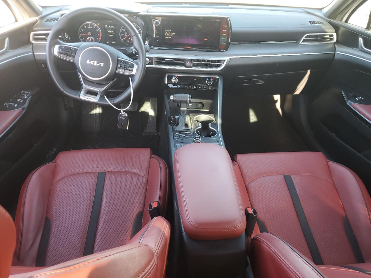 KIA K5 фото 7
