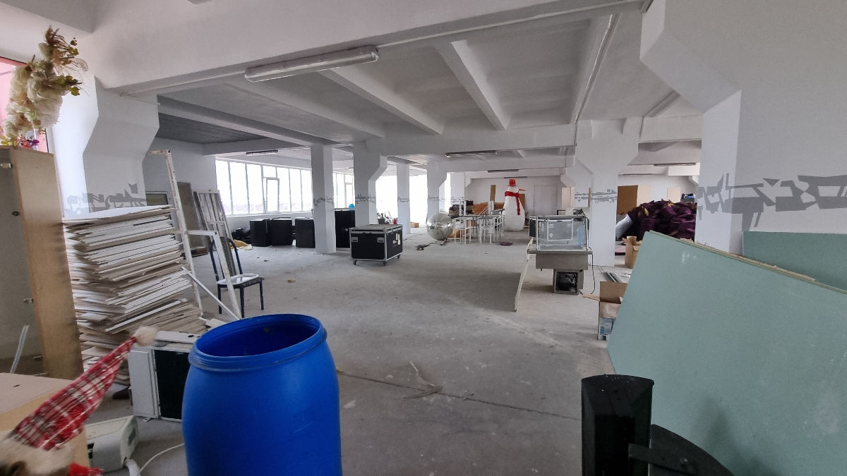 Vânzare sp.comercial 3750 m2+ 18 ari privat.str.Bucuriei!!! foto 3