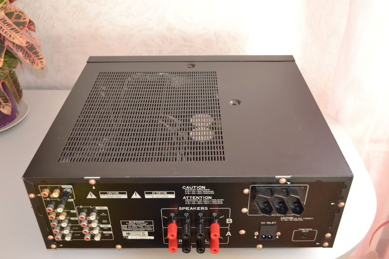 Pioneer A-702R Топовый мощный усилитель 2*200 ватт