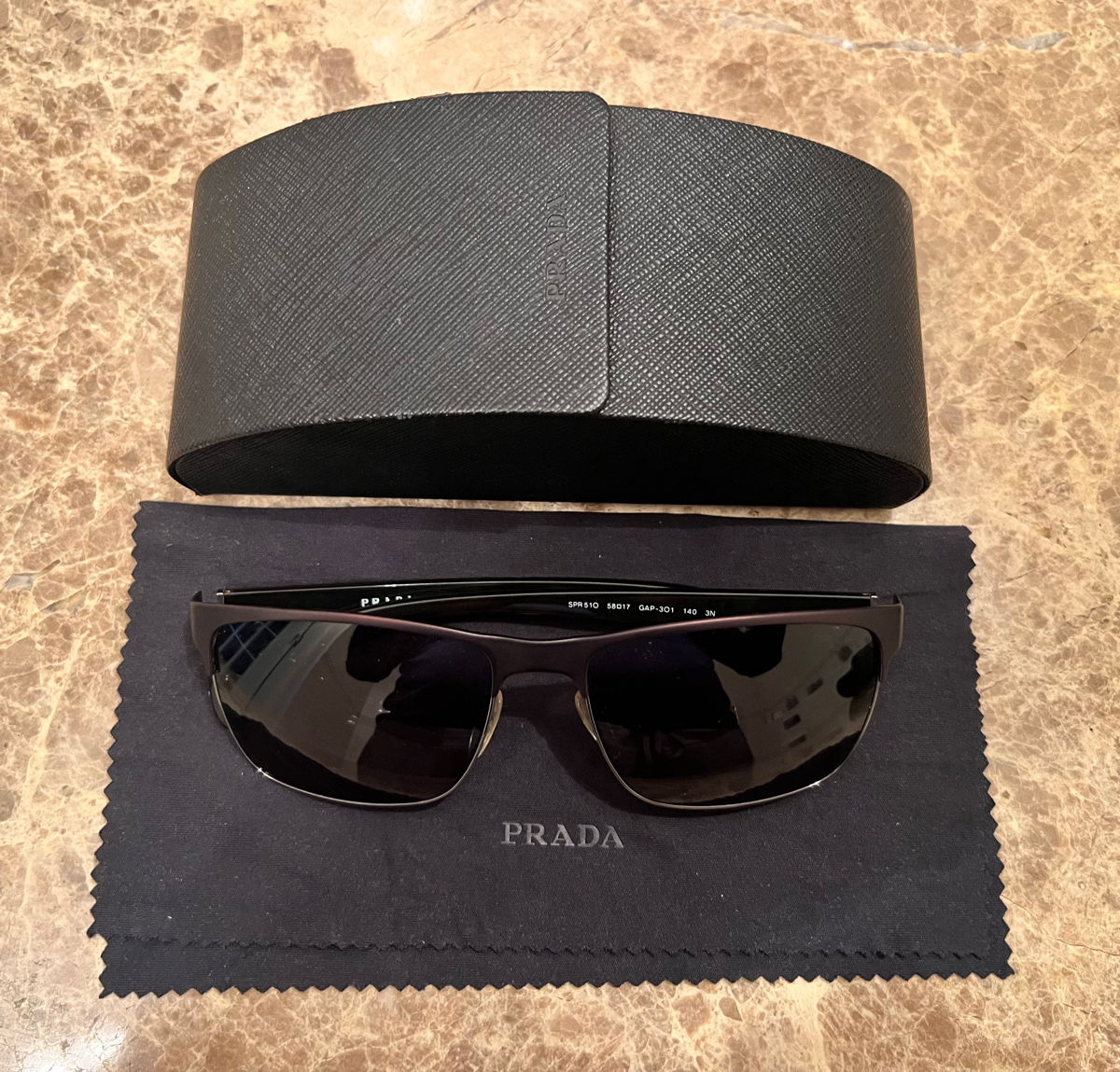 Prada - оригинальные солнцезащитные очки foto 0
