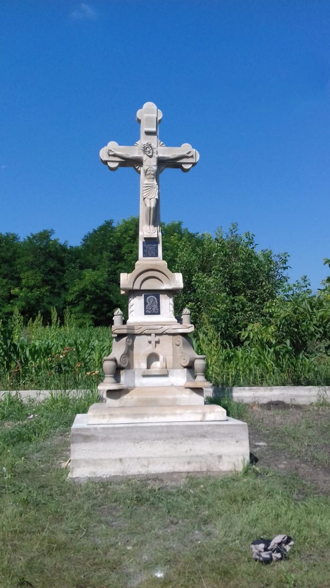 Rastigniri lucrari din piatra foto 8