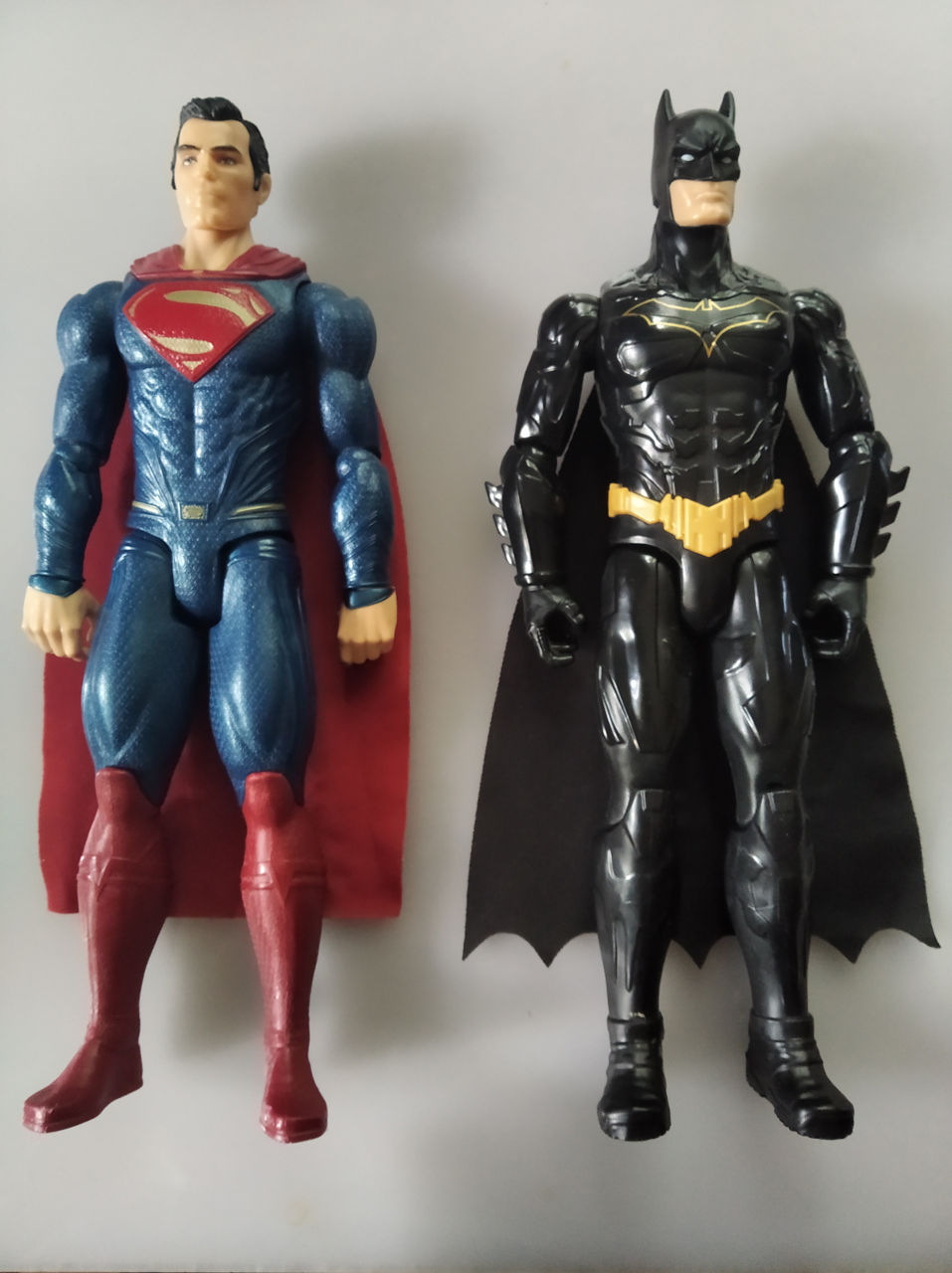 Супермен s17 и Бэтмен s18 TM & DC Comics Mattel - по 29,5 см - по 400 л.,  рыба-клоун Немо, пингвин и