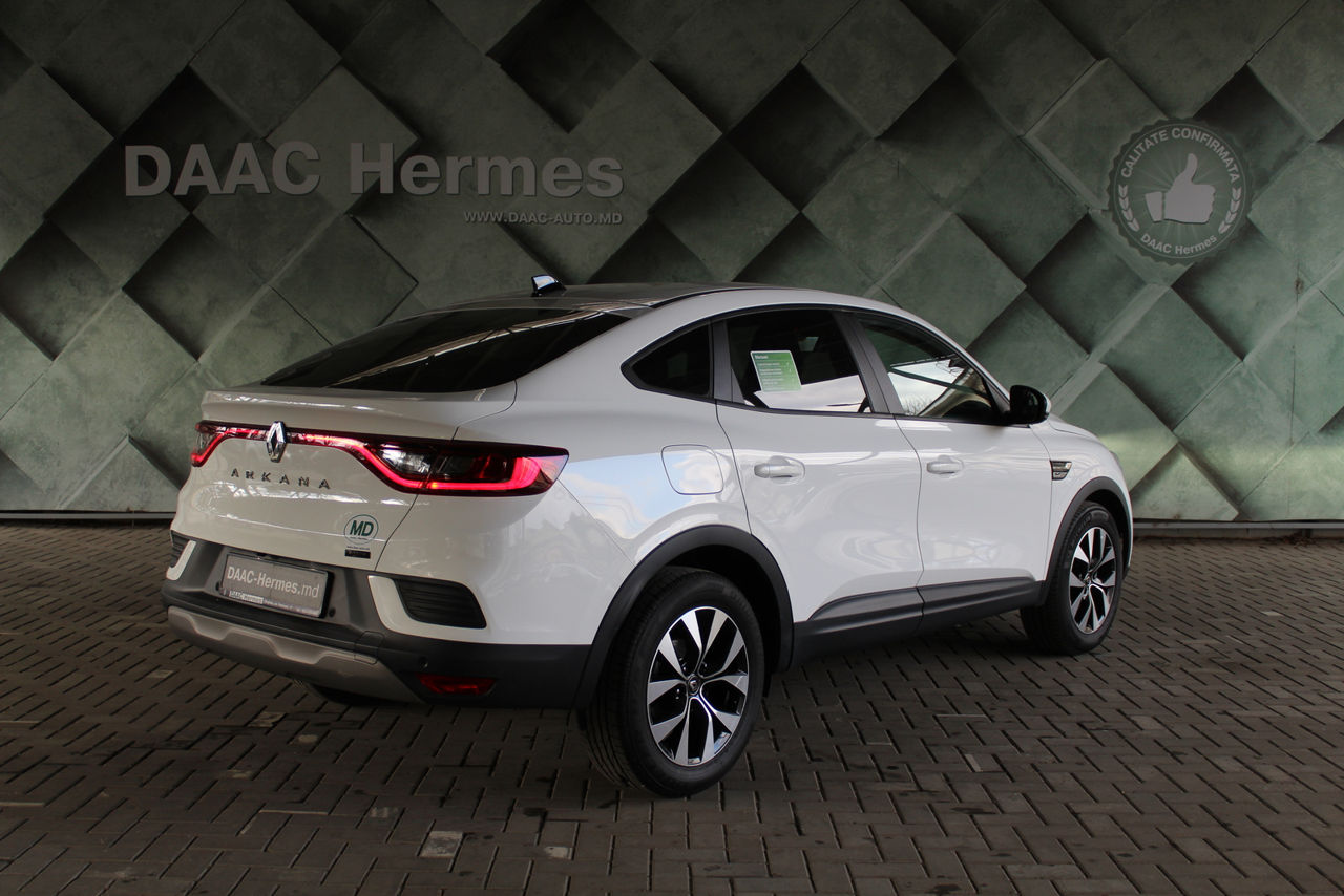 Renault Arkana foto 2