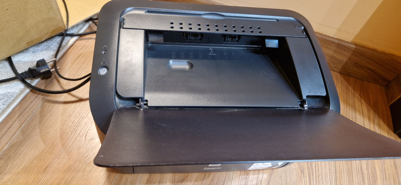 Принтер рабочий Canon Isensys LBP6020b