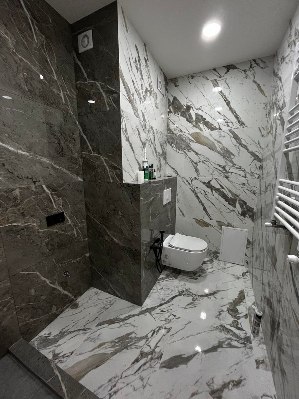 Efectuam lucrari de reparatie in apartamente , oferim reparatie de la zero pin фото 0