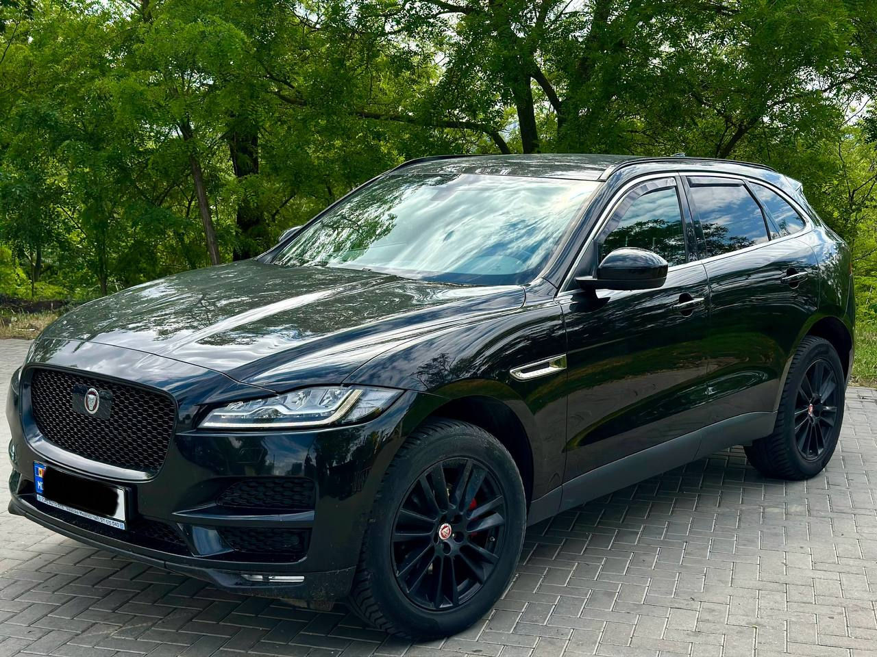 Jaguar F-PACE foto 0