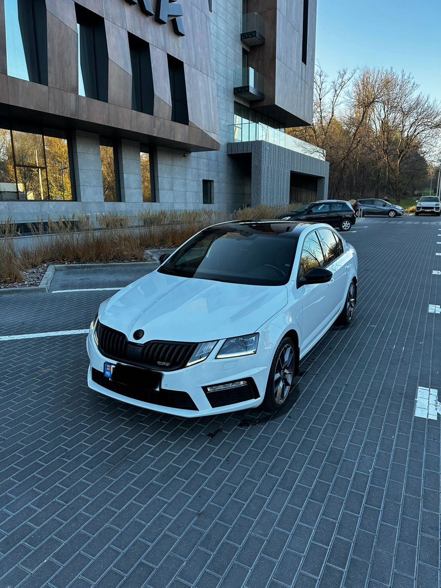 Skoda Octavia RS foto 1