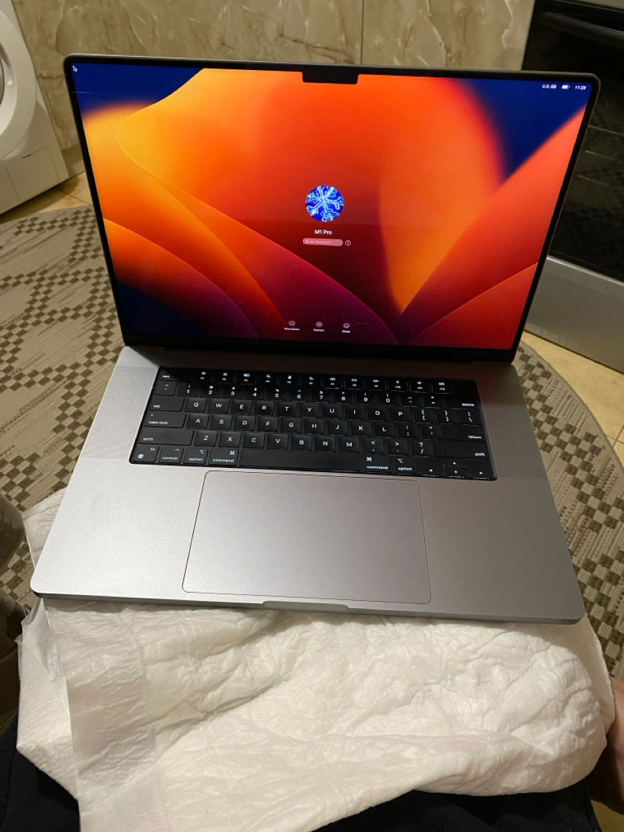 Vind MacBook M1 Pro 16/1TB