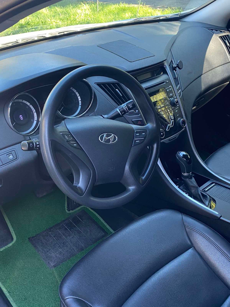 Hyundai Sonata фото 8
