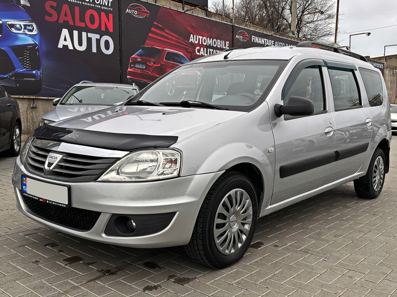 Dacia Logan foto 1