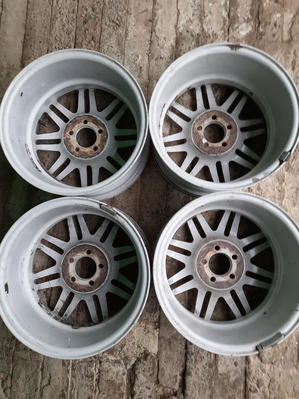 Литые диски 4 шт , R 15, ЕТ-38, 5*100, Подходят к разным авто