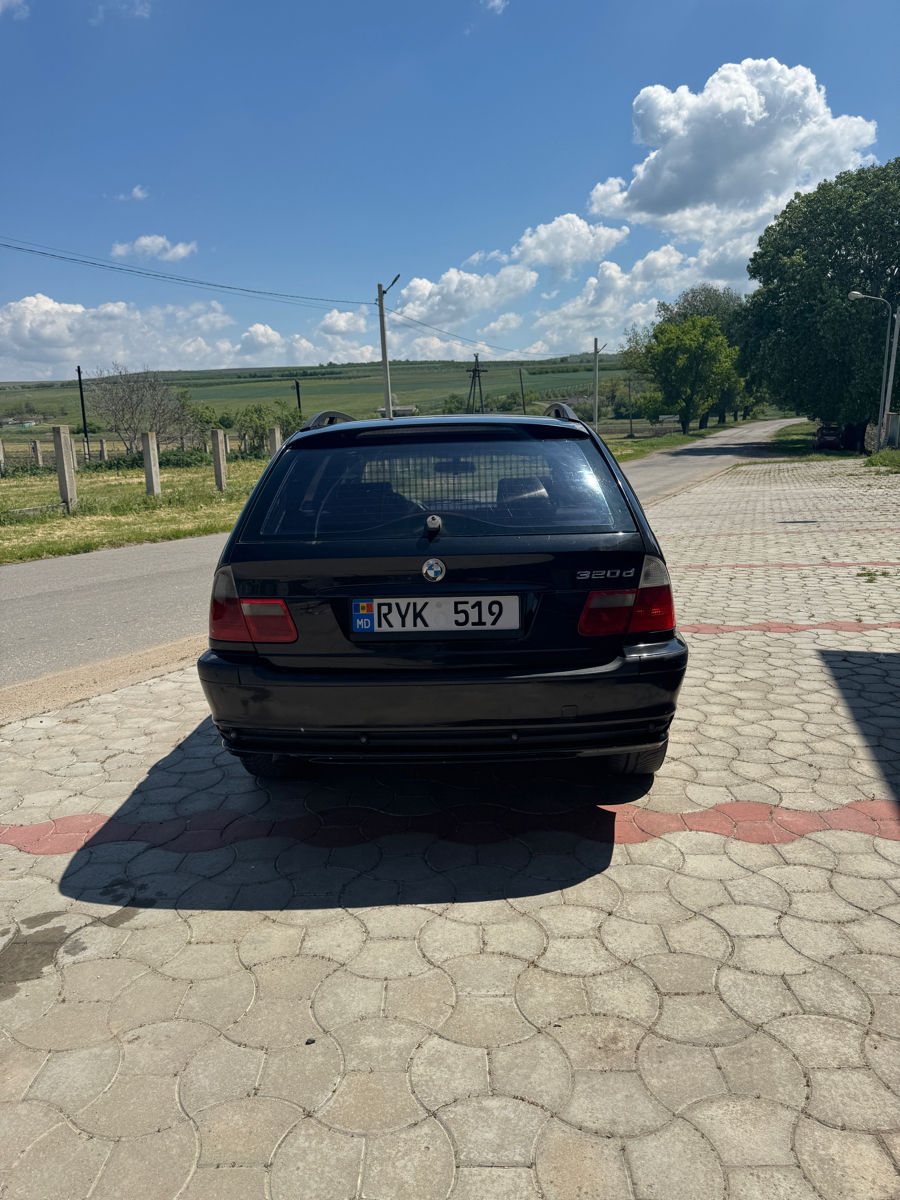 BMW 3 Series фото 1