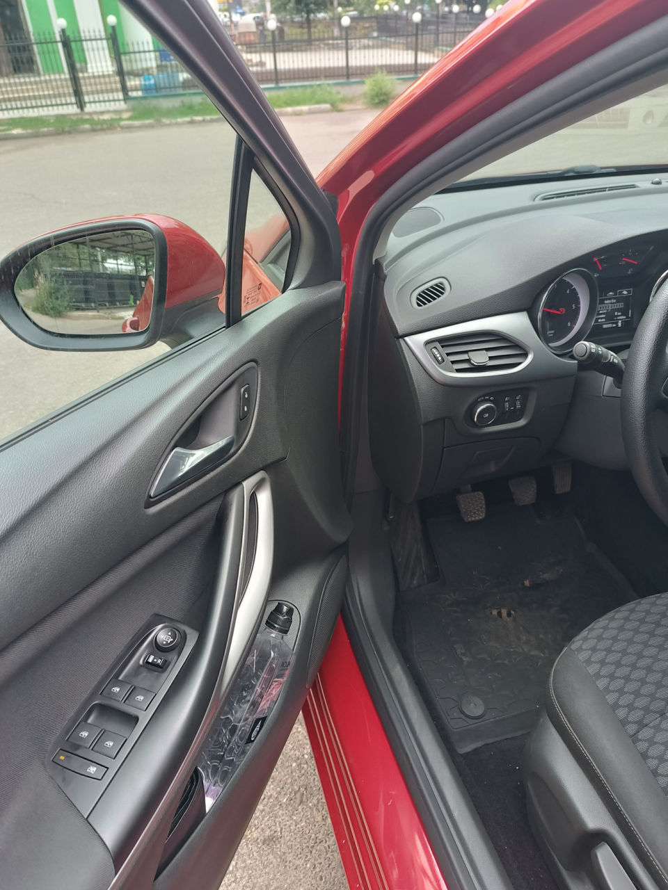 Opel Astra foto 6
