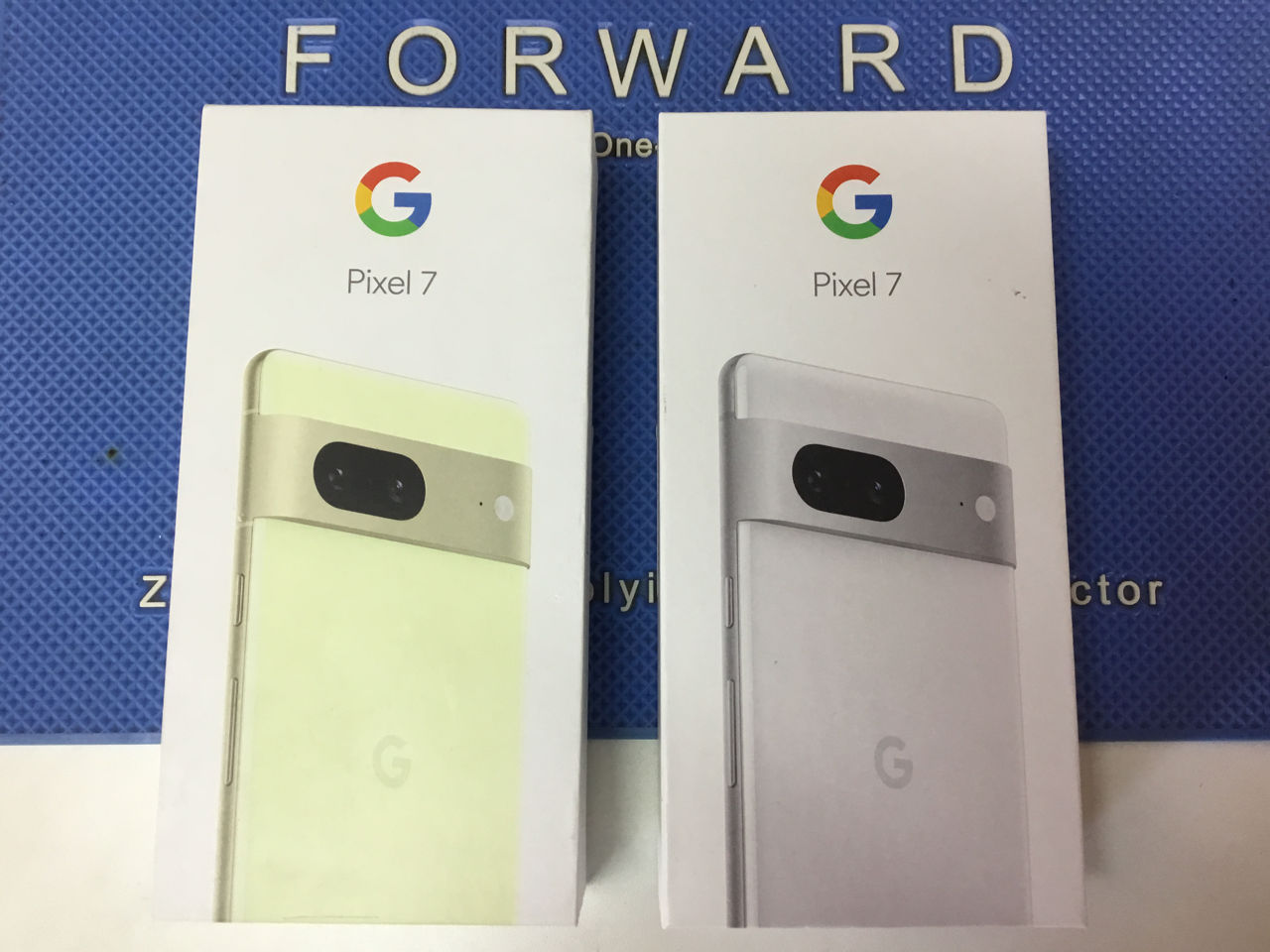 Google Pixel 7 128GB цвет White ,Lemongrass - 649 euro Google Pixel 6a
