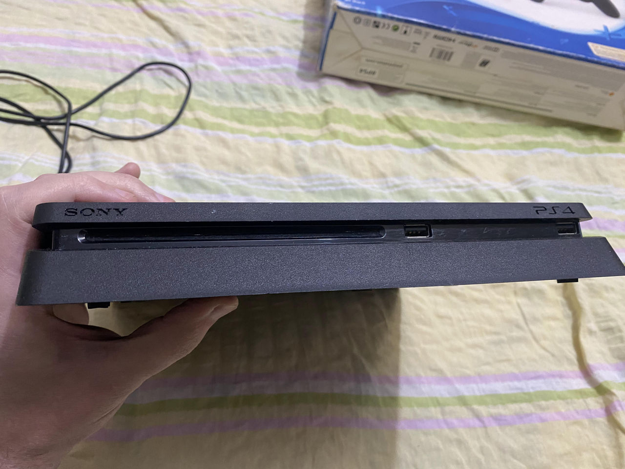 Sony Playstation 4 SLIM  500gb foto 3